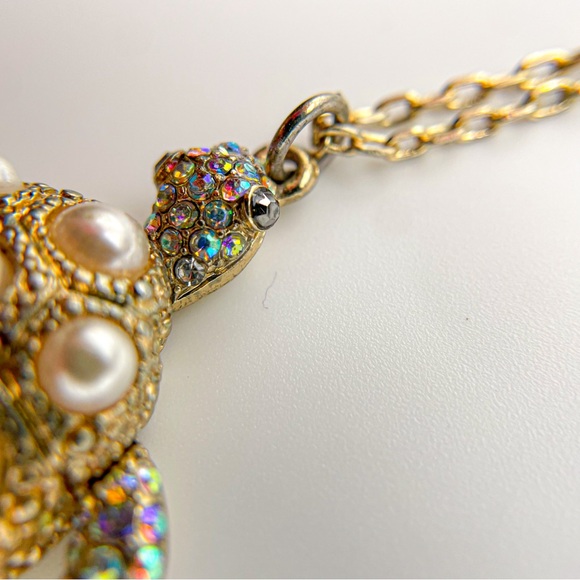 Betsey Johnson Signed Sea Turtle Pendant Necklace w/ Faux Pearls and Rhinestones - Picture 12 of 14